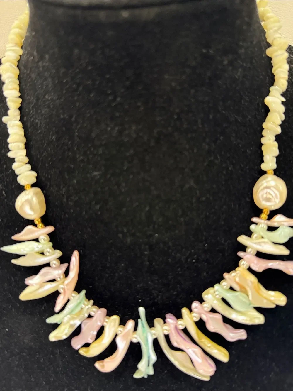 N/A elegant pastel